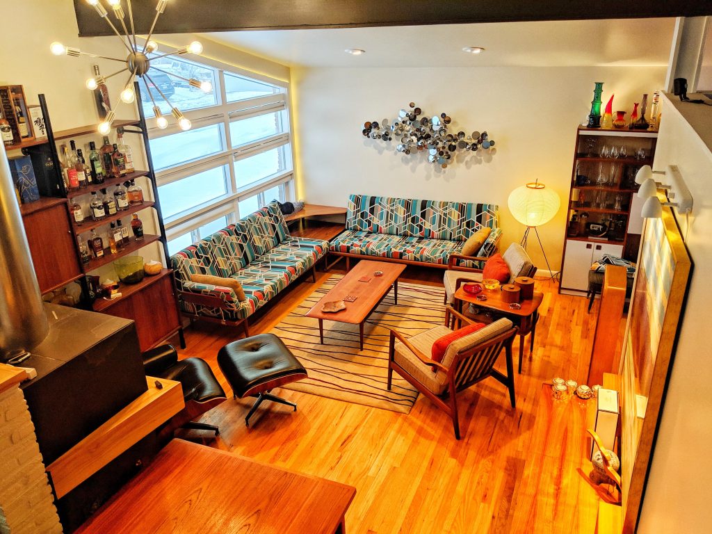 cancerresearcher84's mid-century modern living room from reddit