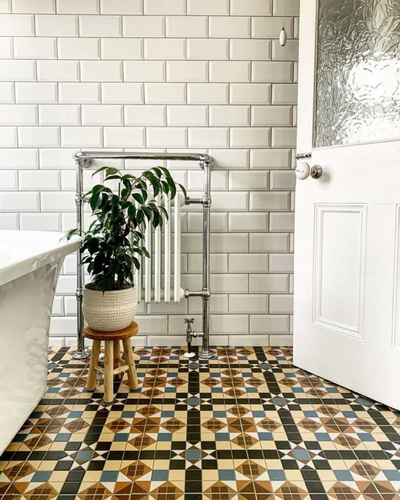 bathroom patterned floor