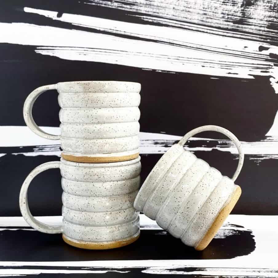 Mugs with rings