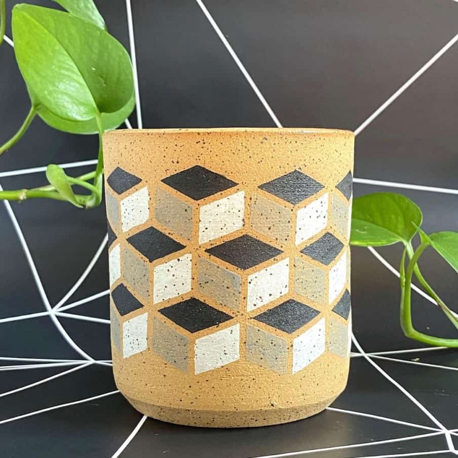 cube pattern mug